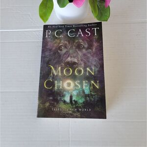 Moon chosen book 